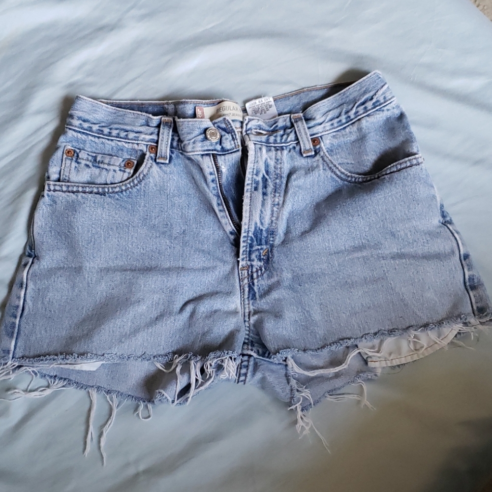 Vintage Levi’s Jean Shorts
